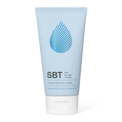 Essential Clarifying Face Scrub
