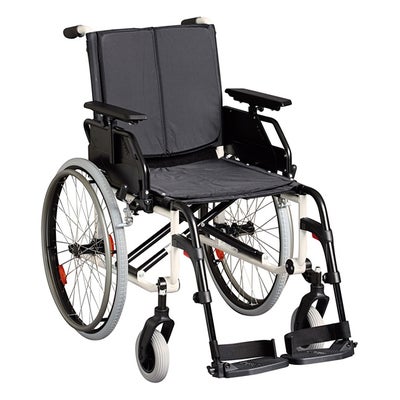 Leichtgewicht Faltrollstuhl Caneo L 48cm mit Begleitpersonenbremse speziell ab Körpergrösse 1.80m Leichtgewicht Faltrollstuhl Caneo L 48cm mit Begleitpersonenbremse speziell ab Körpergrösse 1.80m
