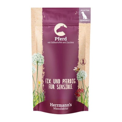 Pferd mit Süsskartoffel und Zucchini, nourriture humide pour chiens Pferd mit Süsskartoffel und Zucchini, nourriture humide pour chiens