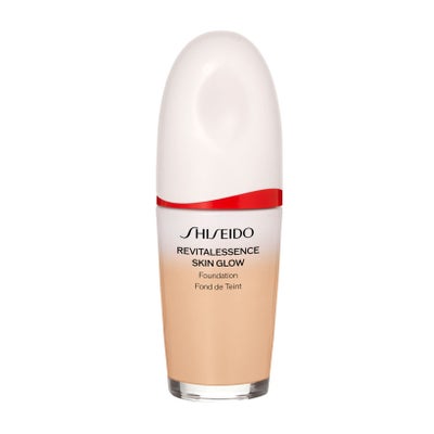 Revitalessence Skin Glow - Foundation 150 Lace Revitalessence Skin Glow - Foundation 150 Lace